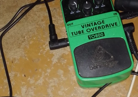 Behringer TO-800