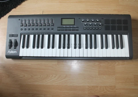 M Audio Axiom 49