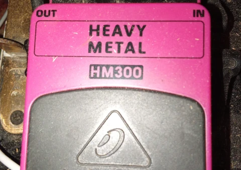 Behringer HM - 300