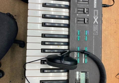 DX