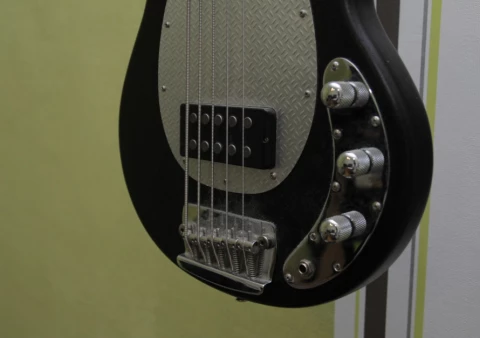 Music man SUB5